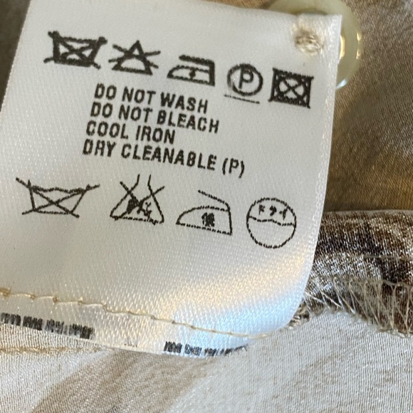 ESCADA Silk Charmeuse baroque animal print talk button down shirt blouse size 36 - Picture 14 of 14